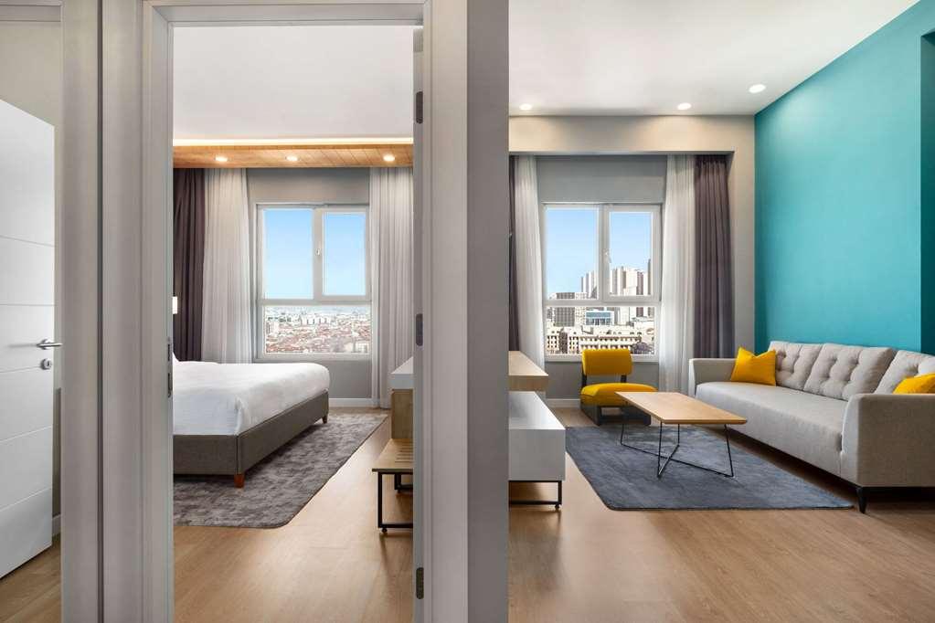 Days Inn & Suites By Wyndham Esenyurt Stambuł Pokój zdjęcie