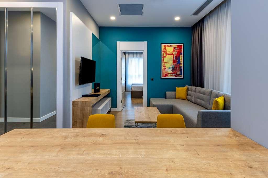 Days Inn & Suites By Wyndham Esenyurt Stambuł Pokój zdjęcie