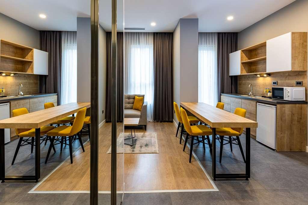 Days Inn & Suites By Wyndham Esenyurt Stambuł Pokój zdjęcie