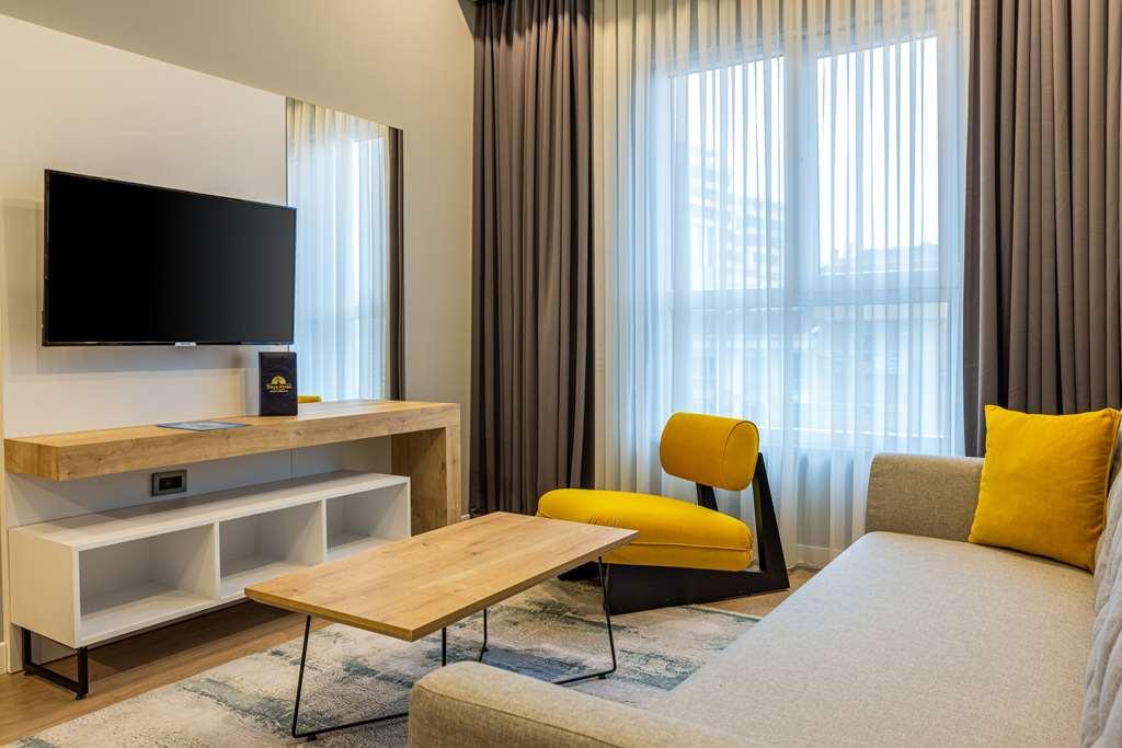 Days Inn & Suites By Wyndham Esenyurt Stambuł Pokój zdjęcie