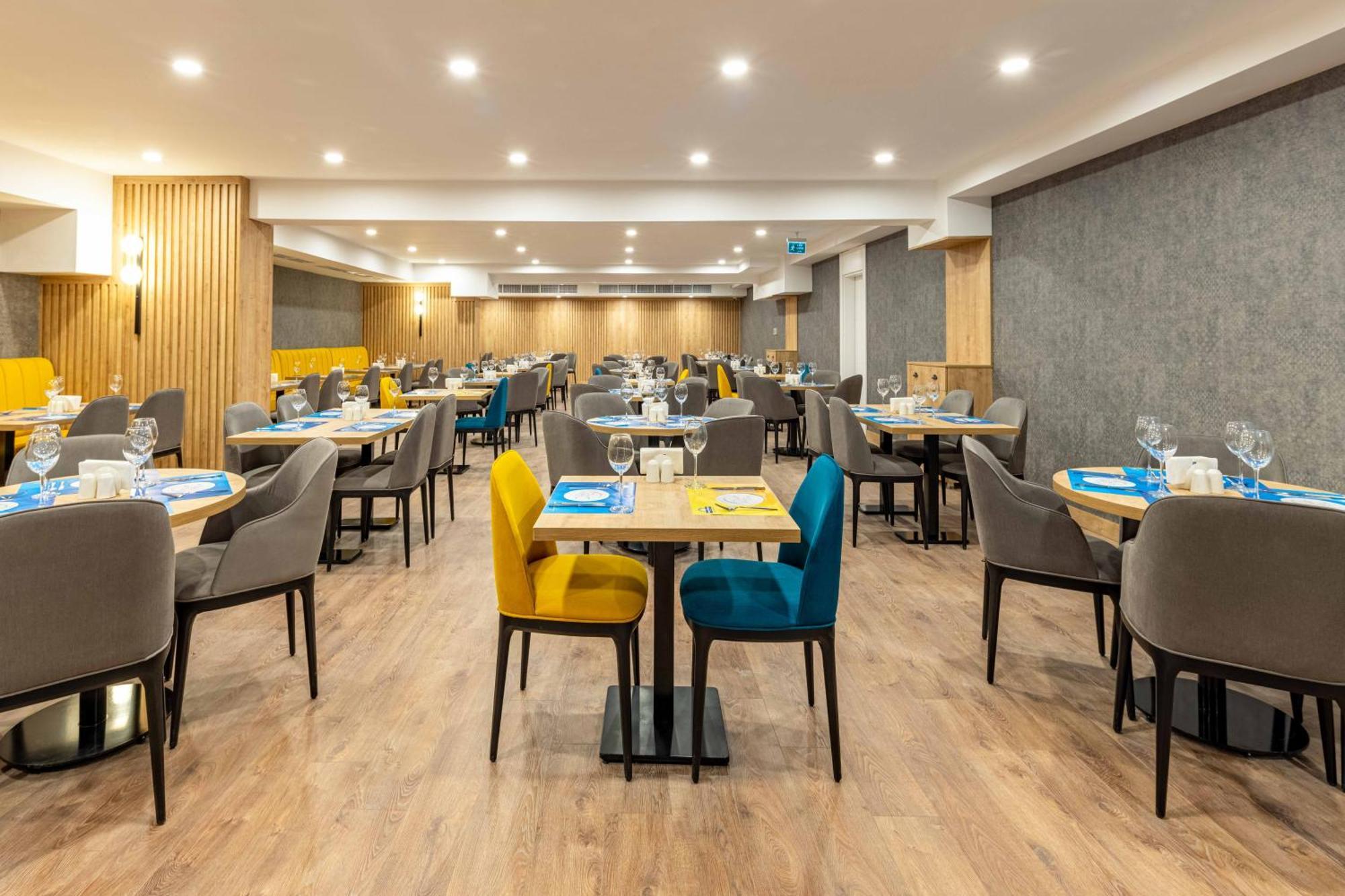 Days Inn & Suites By Wyndham Esenyurt Stambuł Zewnętrze zdjęcie
