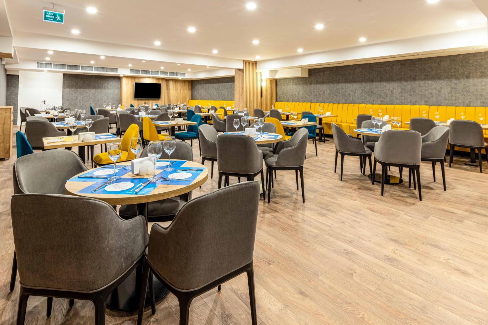 Days Inn & Suites By Wyndham Esenyurt Stambuł Zewnętrze zdjęcie