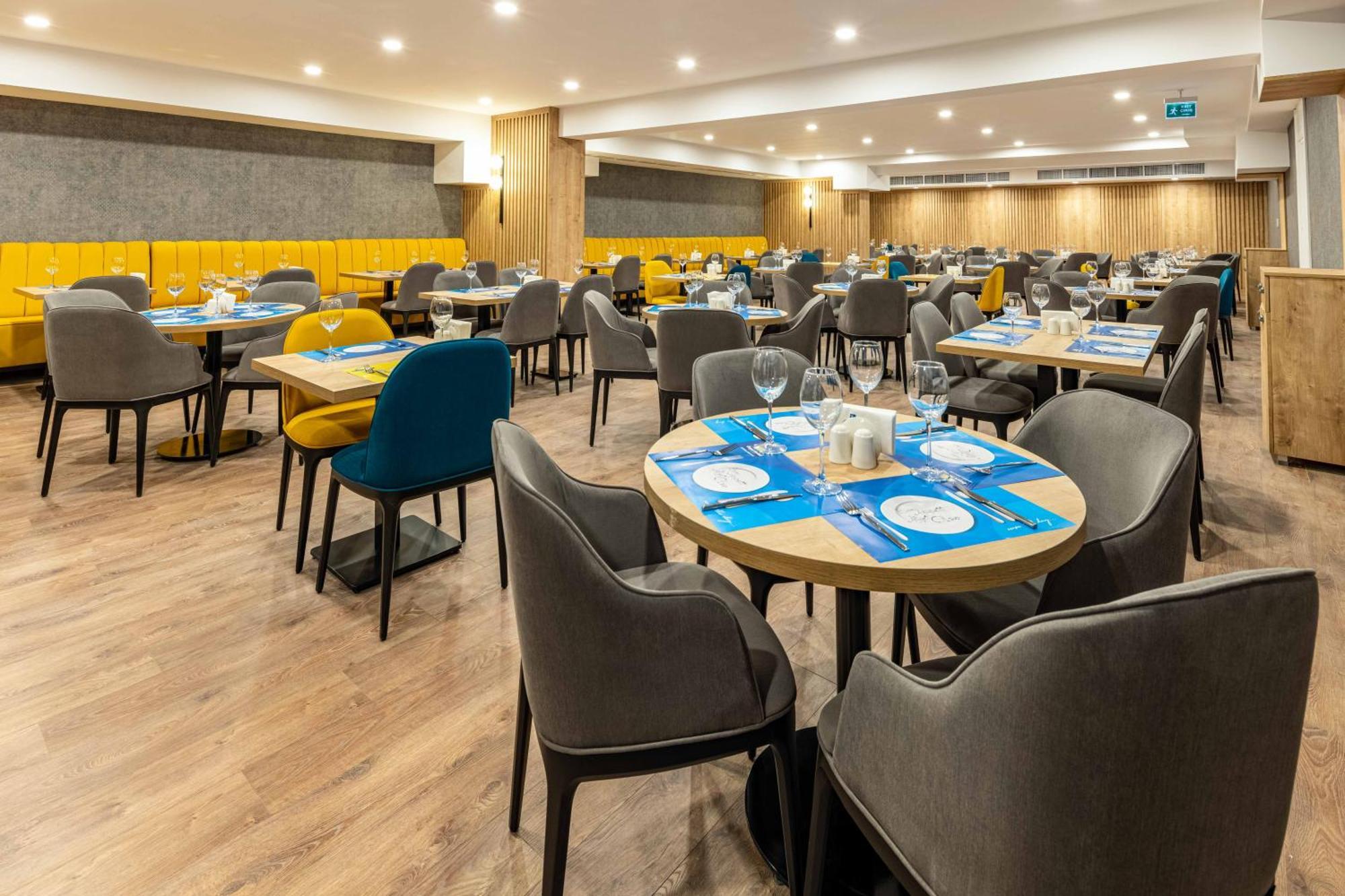 Days Inn & Suites By Wyndham Esenyurt Stambuł Zewnętrze zdjęcie