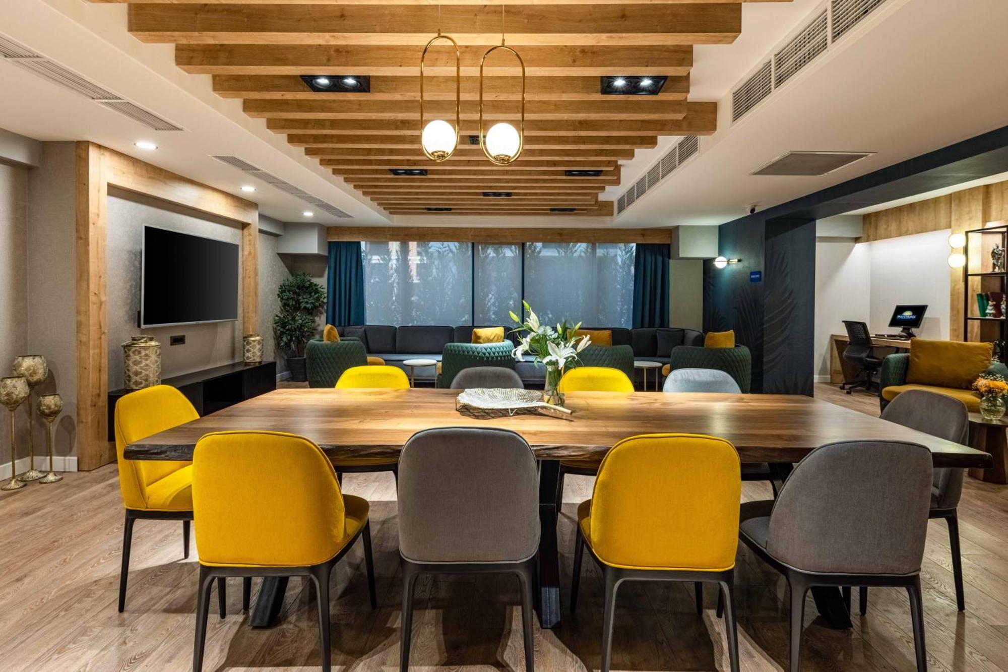 Days Inn & Suites By Wyndham Esenyurt Stambuł Zewnętrze zdjęcie